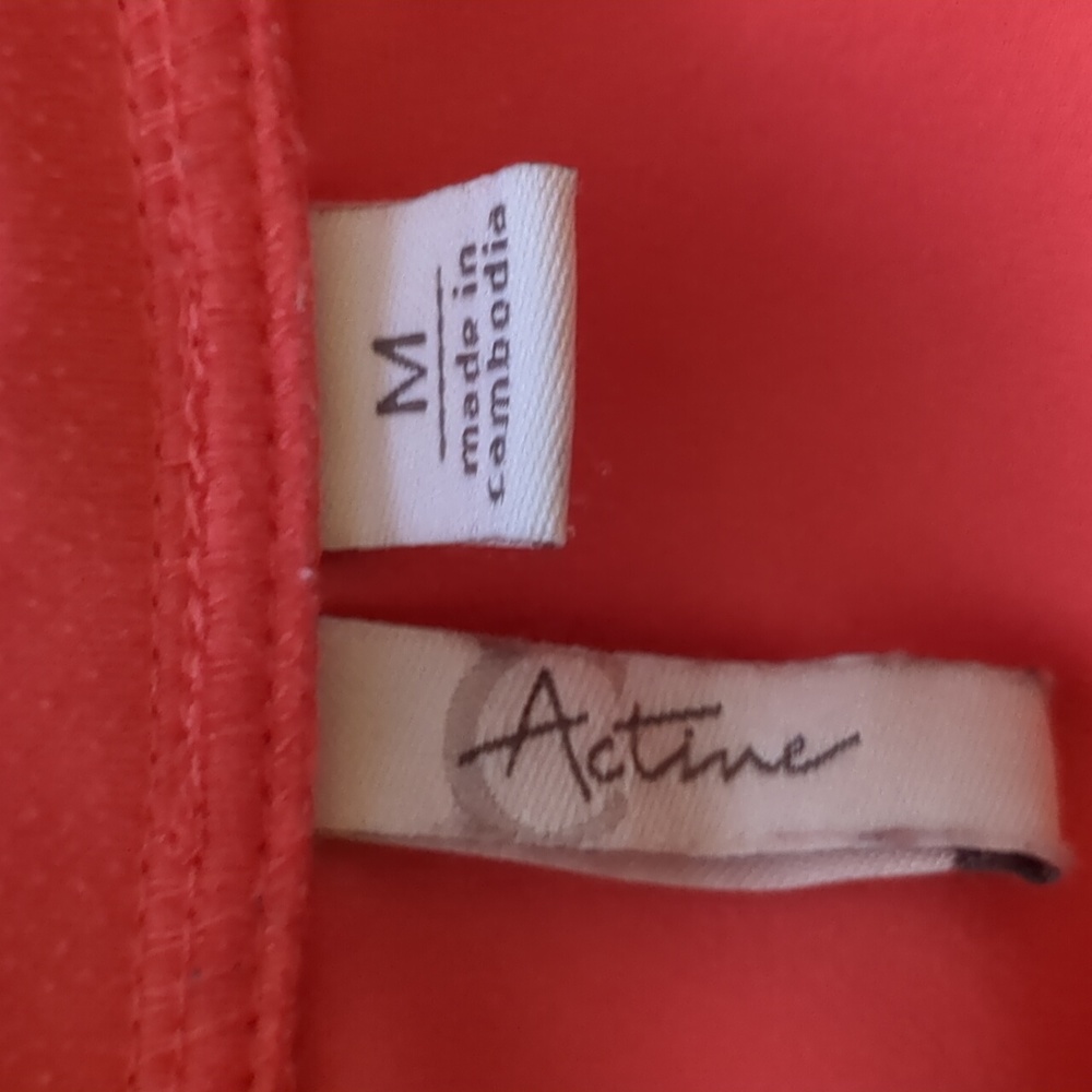 Active Jacket - Picture 3 of 4